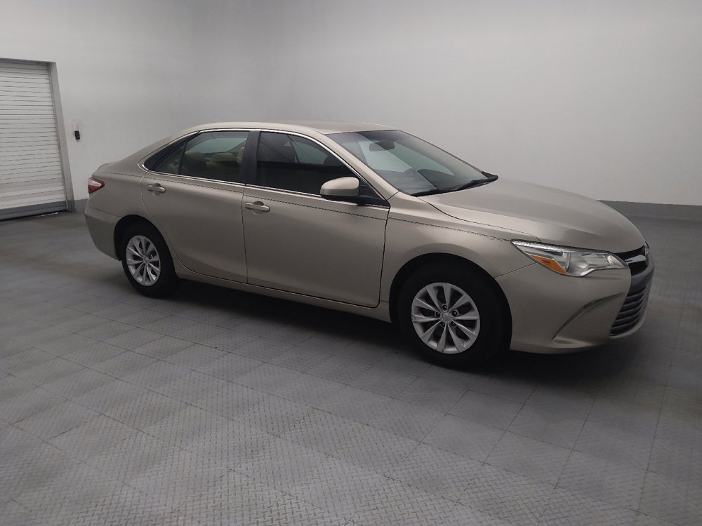 Used 2016 Toyota Camry LE FWD image 11