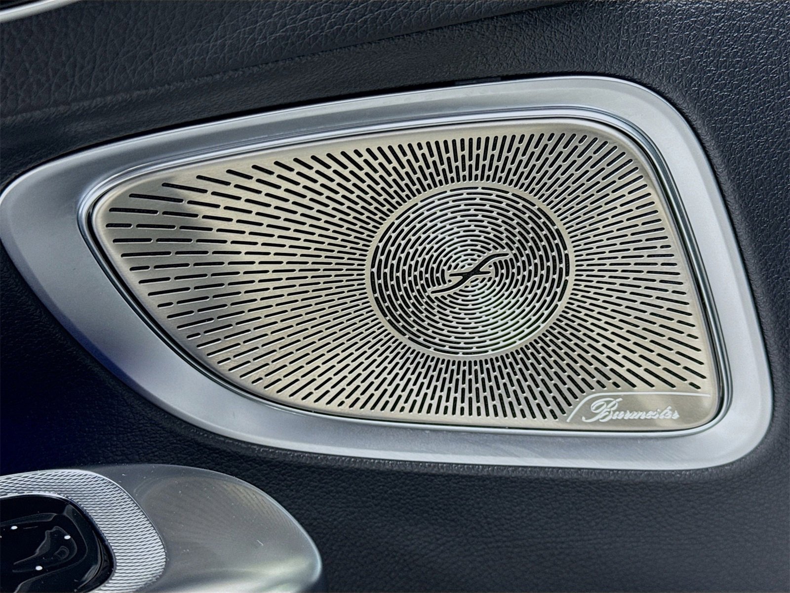 Used 2024 Mercedes-Benz CLE 300 4MATIC Coupe image 17