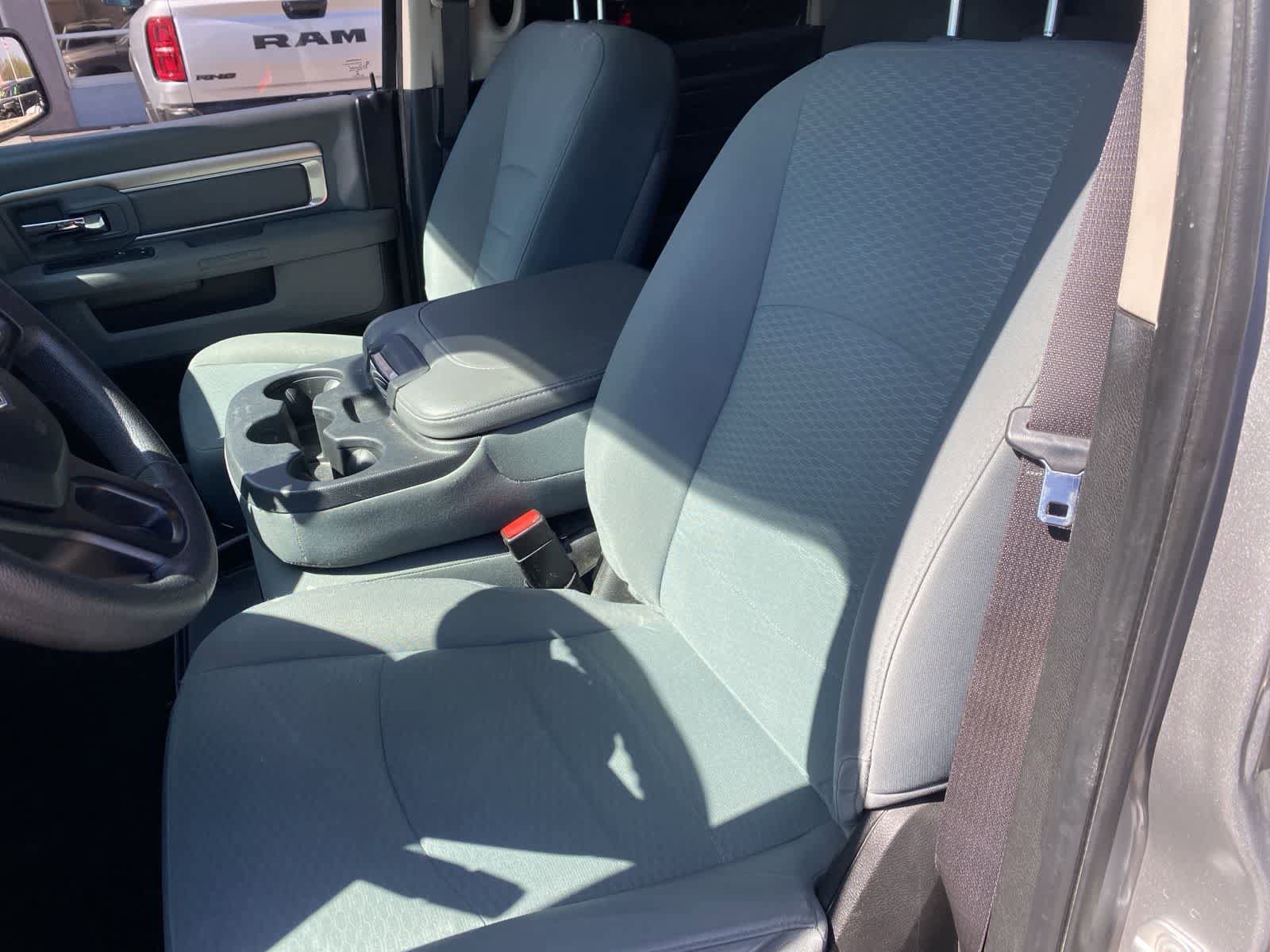Used 2019 RAM 1500 Classic SLT RWD image 11