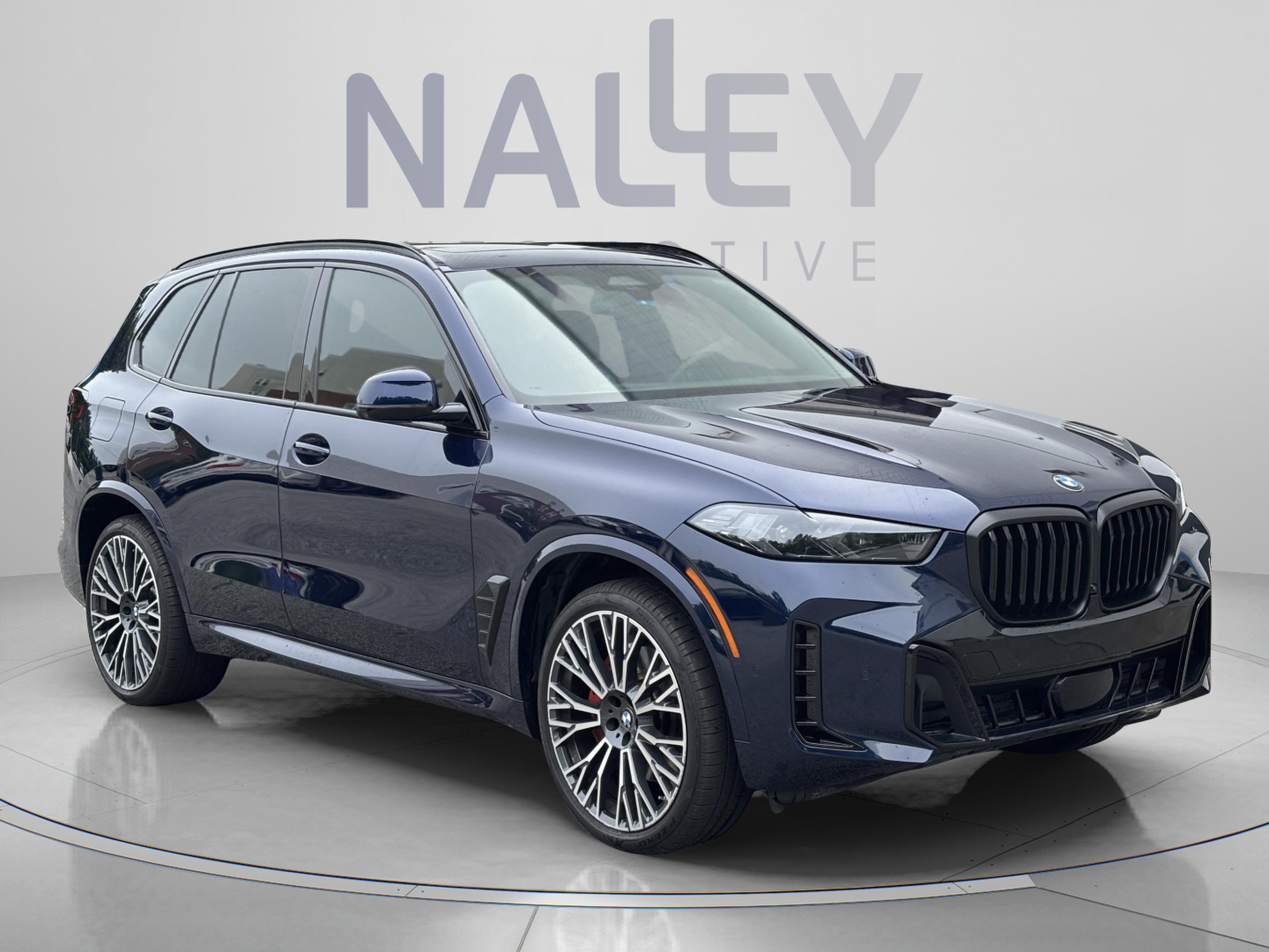 Used 2025 BMW X5 sDrive40i w/ M Sport Package RWD image 8