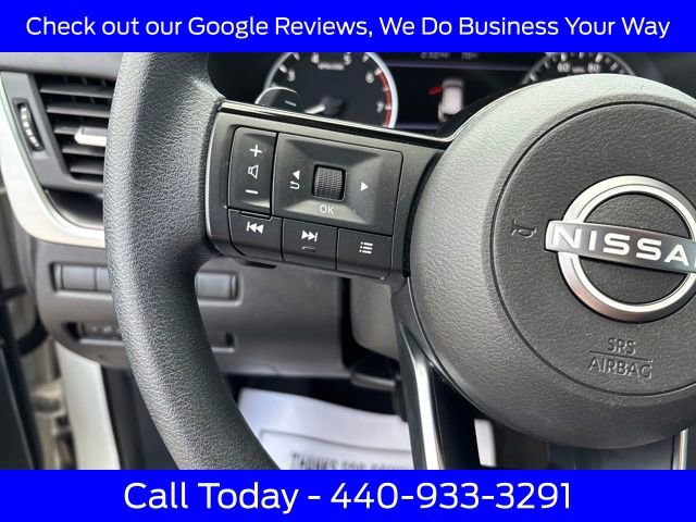 Used 2023 Nissan Rogue SV image 38