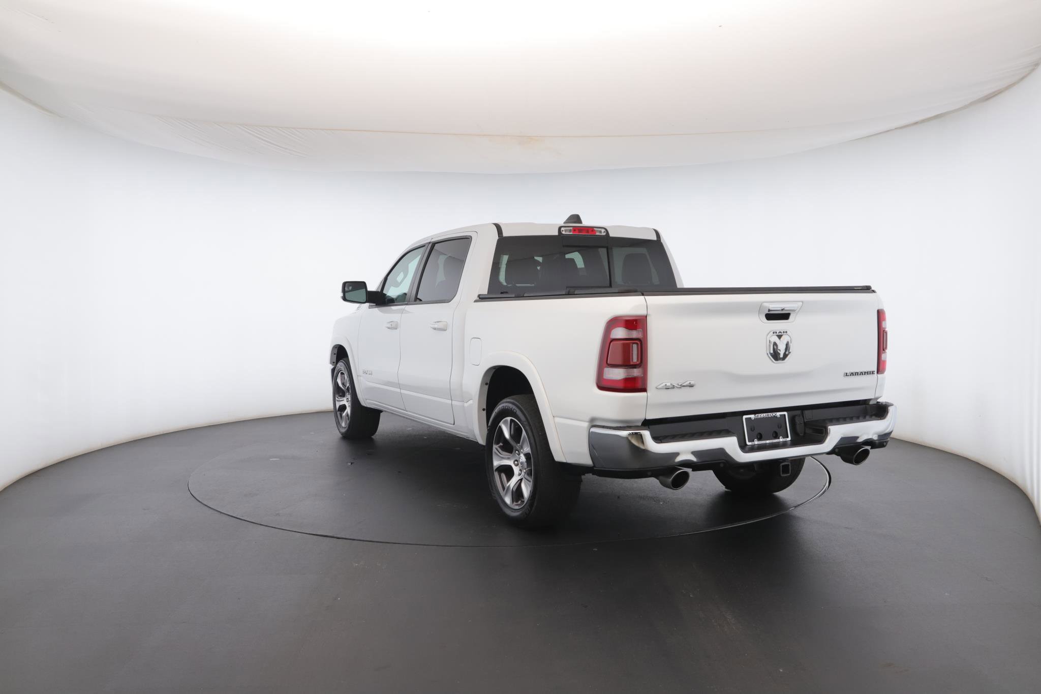 Used 2022 RAM 1500 Laramie AWD/4WD image 27