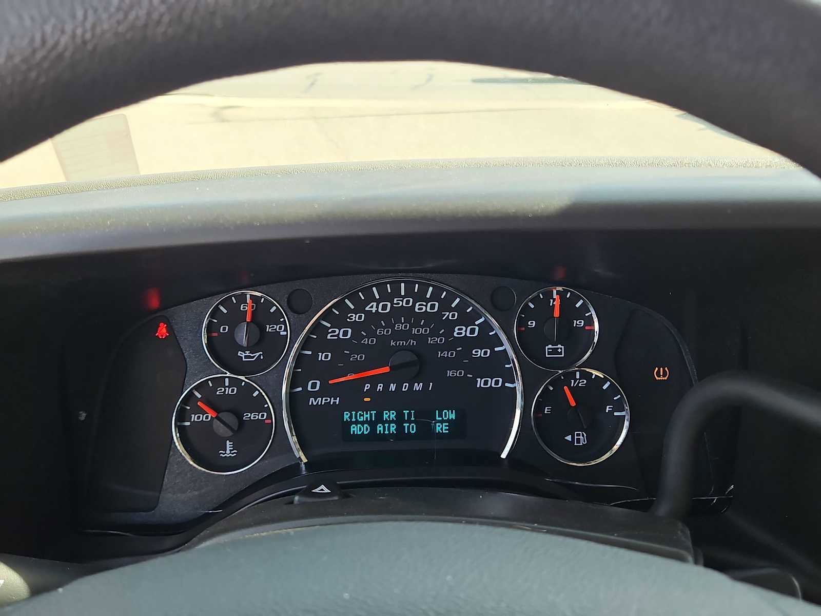 Used 2024 GMC Savana 2500 w/ Driver Convenience Package image 17