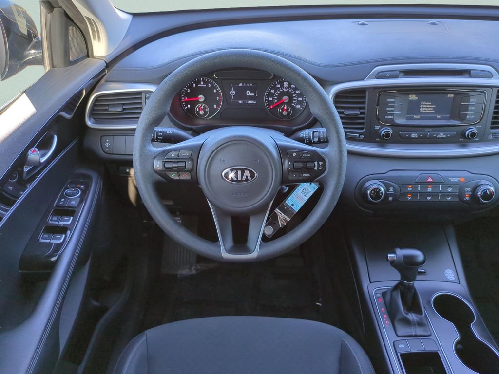 Used 2018 Kia Sorento L FWD image 16