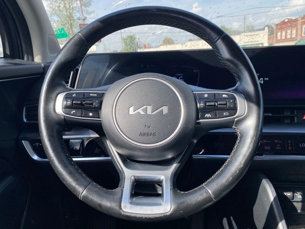 Used 2023 Kia Sportage EX image 10