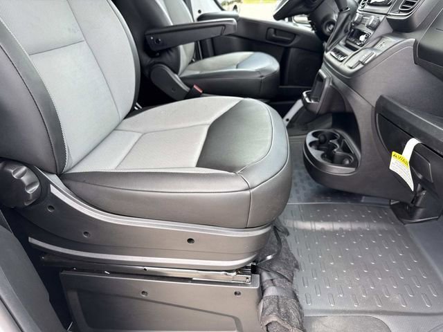 Used 2025 RAM ProMaster 3500 w/ Convenience Group FWD image 10