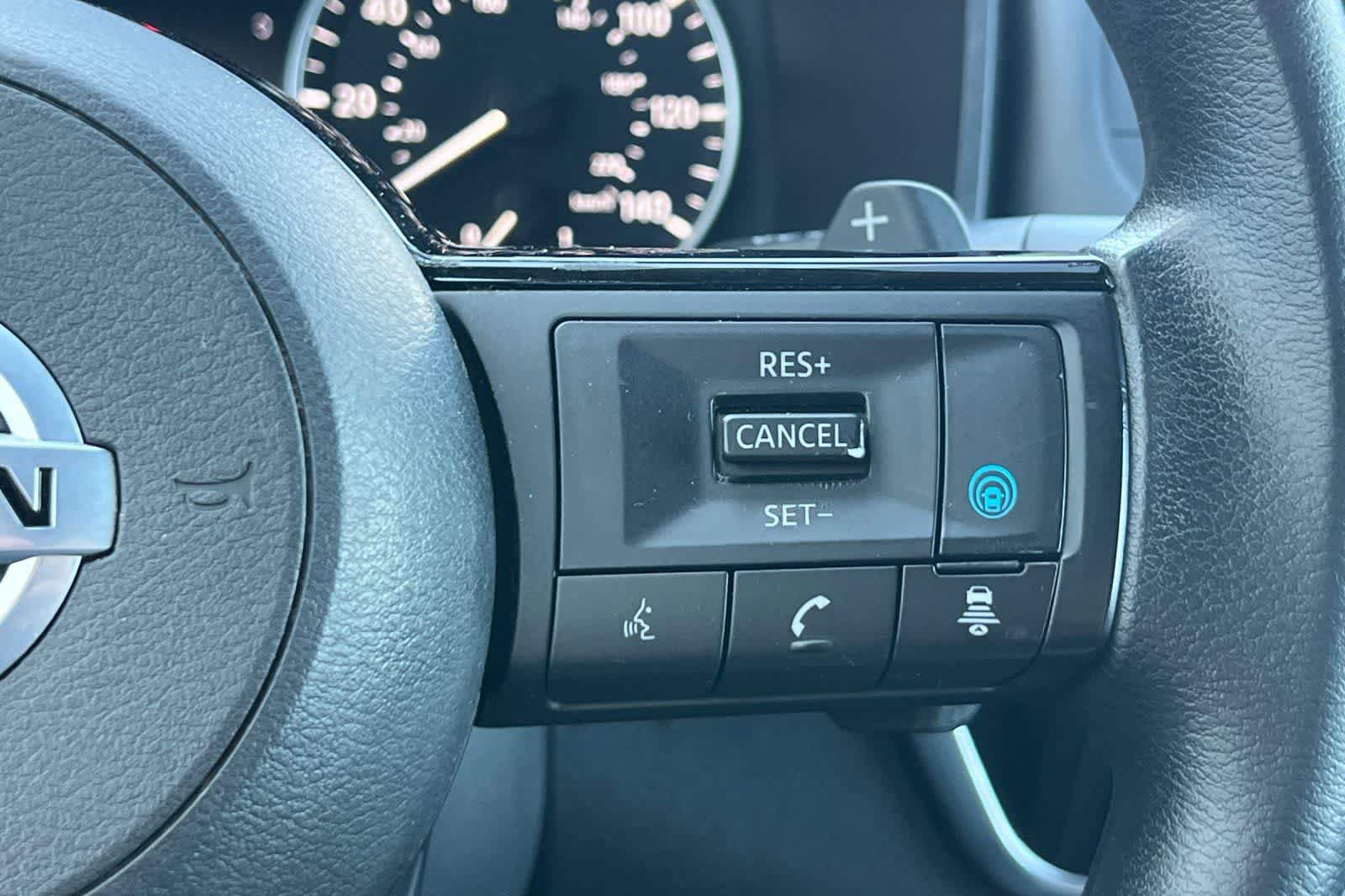 Used 2021 Nissan Rogue SV AWD/4WD image 30