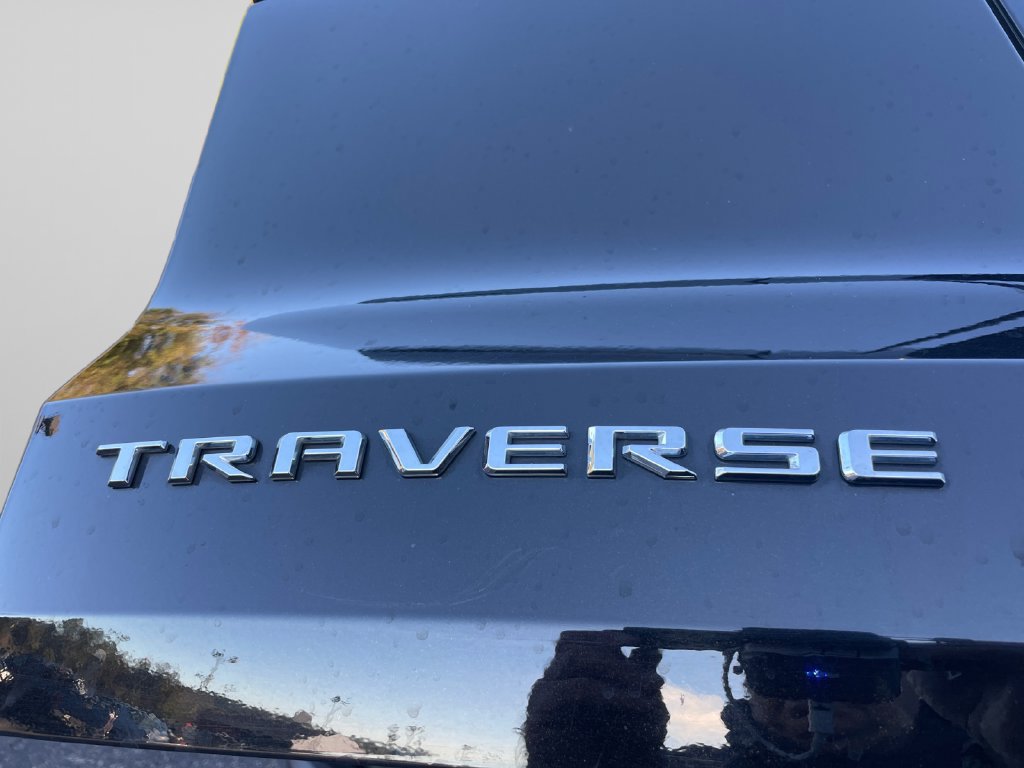 Certified 2025 Chevrolet Traverse LT AWD/4WD image 16