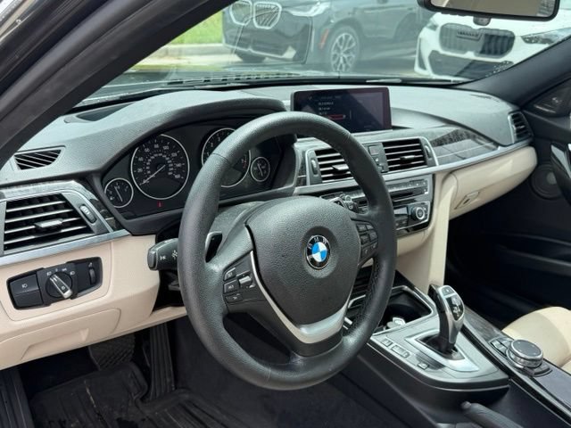 Used 2016 BMW 340i Sedan RWD image 14