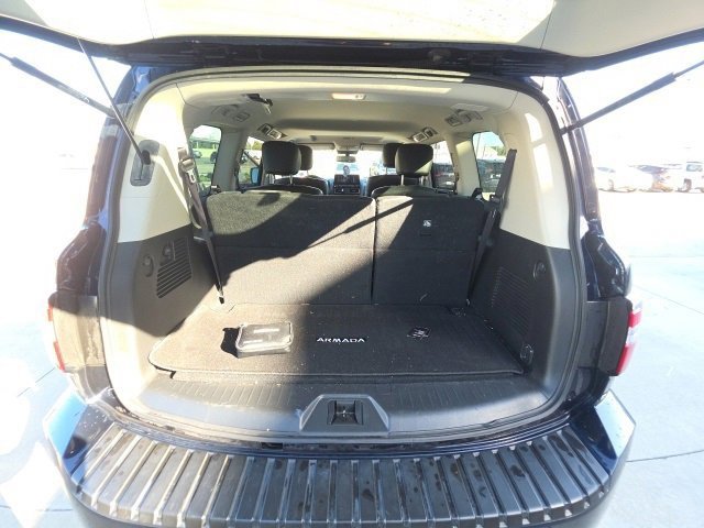 Used 2021 Nissan Armada SL w/ Captain's Chairs Package image 7