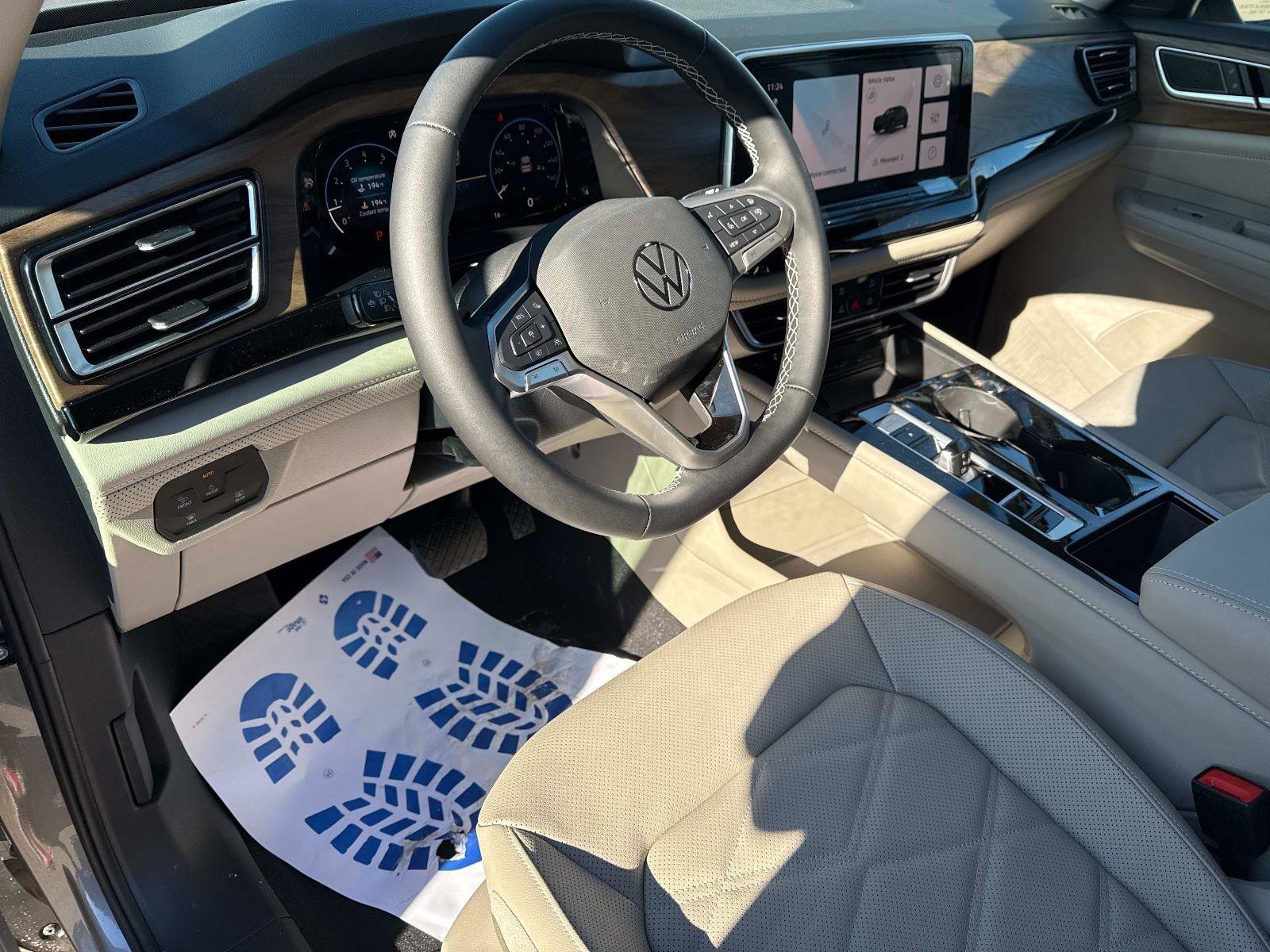 New 2026 Volkswagen Atlas SE image 22