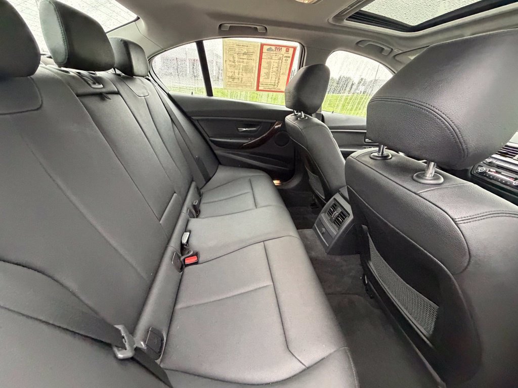 Used 2014 BMW 328d xDrive Sedan AWD/4WD image 37