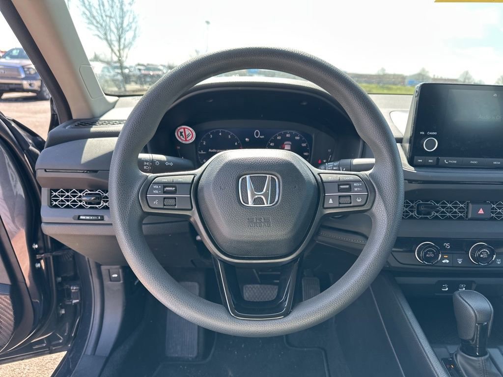 Used 2025 Honda Accord LX image 18