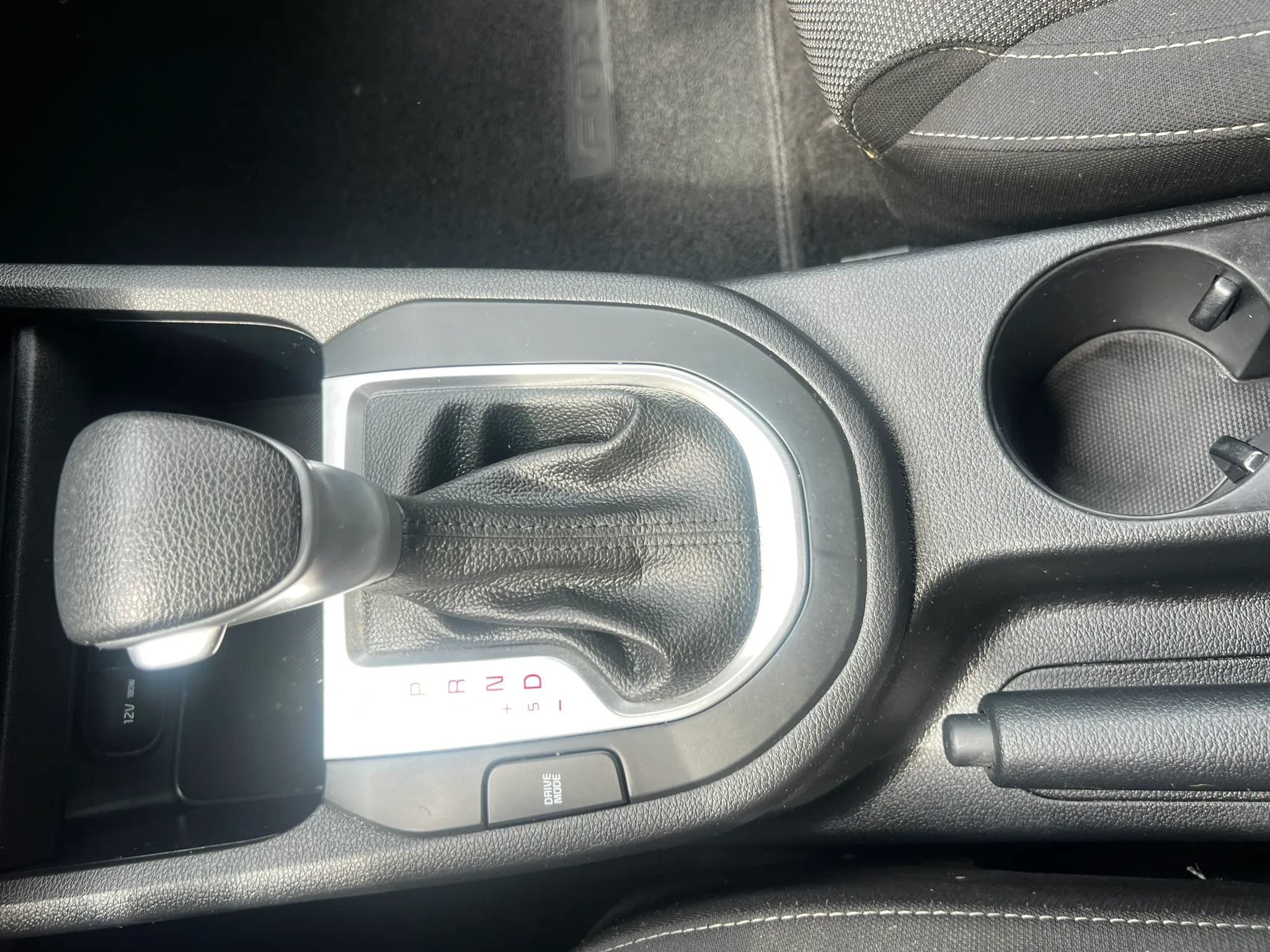 Used 2022 Kia Forte LXS FWD image 24