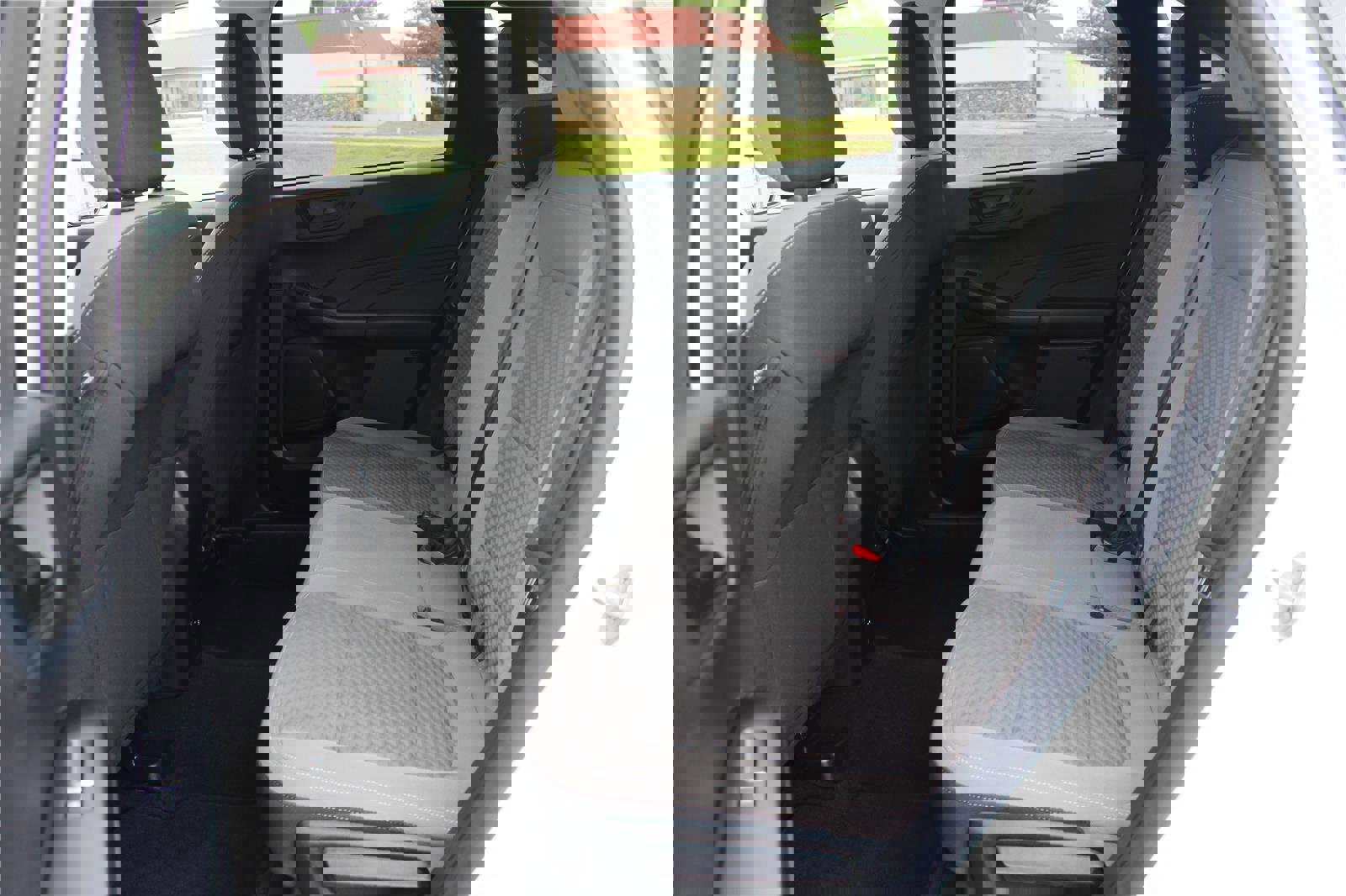 Used 2022 Ford Escape SE image 36