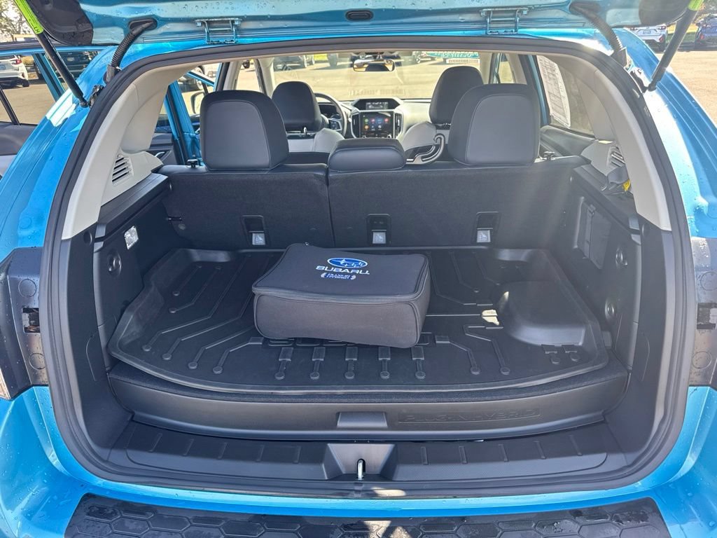 Certified 2023 Subaru Crosstrek Hybrid w/ Moonroof Package w/Navigation AWD/4WD image 12