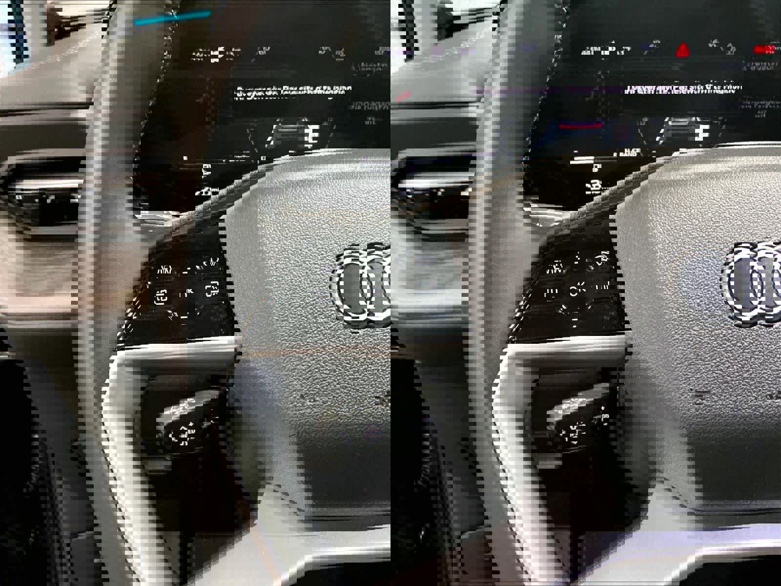 Used 2025 Audi Q5 Premium Plus w/ Premium Plus image 20