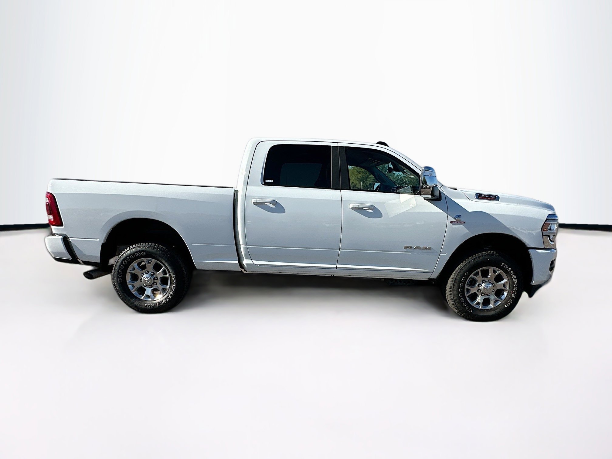 Used 2024 RAM 2500 Laramie w/ Safety Group image 10