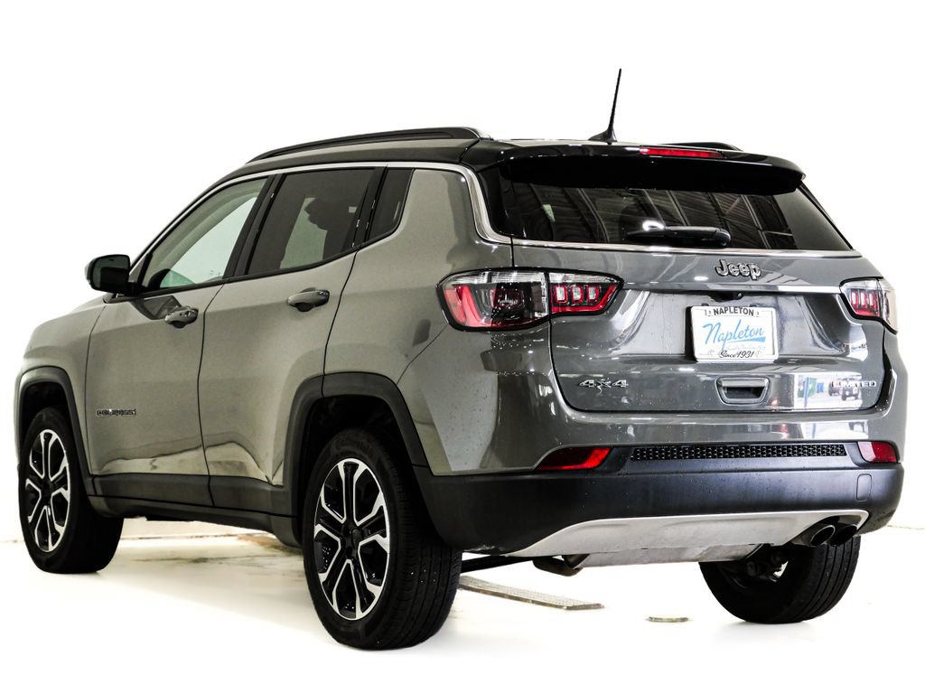 Used 2022 Jeep Compass Limited w/ Sun and Sound Group AWD/4WD image 9
