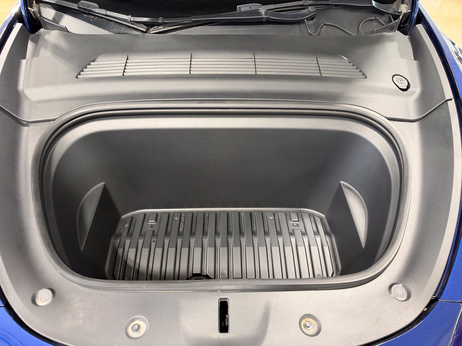 Used 2022 Tesla Model Y Long Range AWD/4WD image 47