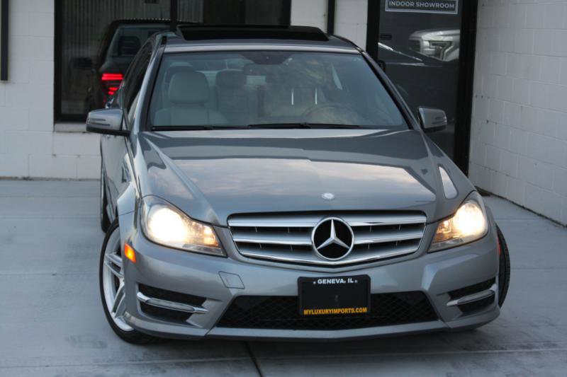 Used 2013 Mercedes-Benz C 300 Sport image 3