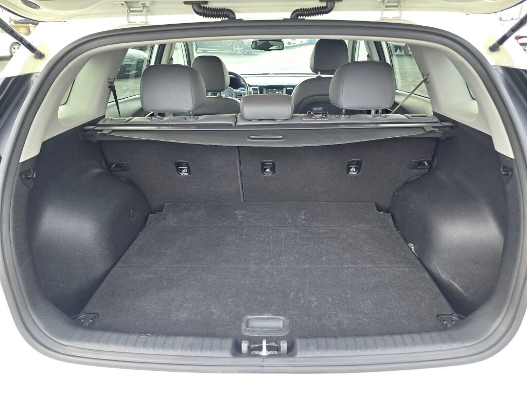 Used 2019 Kia Niro EX image 39