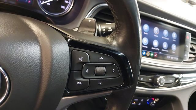 Used 2022 Buick Enclave Essence FWD image 25