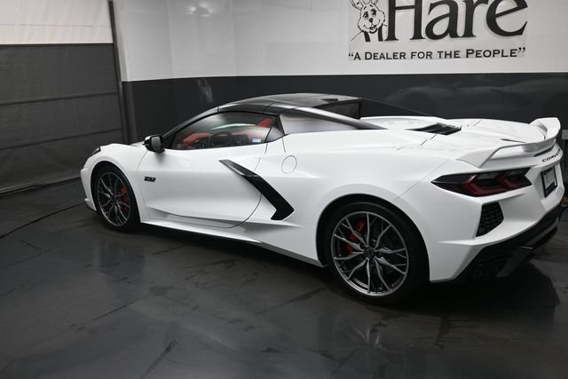 Used 2023 Chevrolet Corvette Stingray Premium Conv w/ Z51 Performance Package RWD image 27