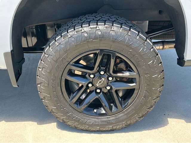 Used 2024 Chevrolet Silverado 1500 LT Trail Boss w/ LT Trail Boss Premium Package AWD/4WD image 39