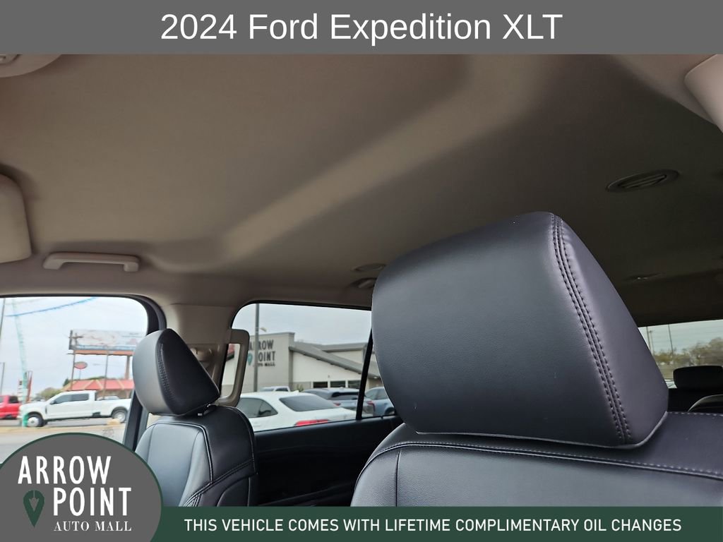 Used 2024 Ford Expedition XLT image 22