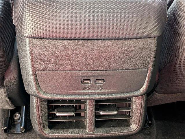 Used 2025 Chevrolet Equinox LT w/ Safety and Technology Package FWD image 16