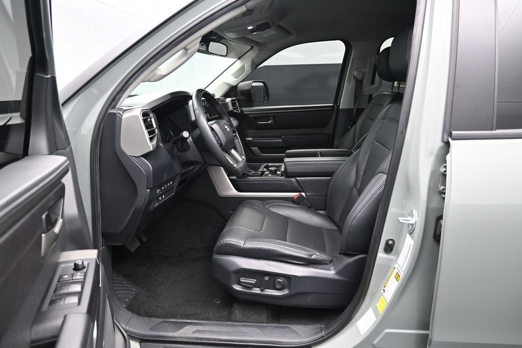 Used 2024 Toyota Tundra SR5 AWD/4WD image 9