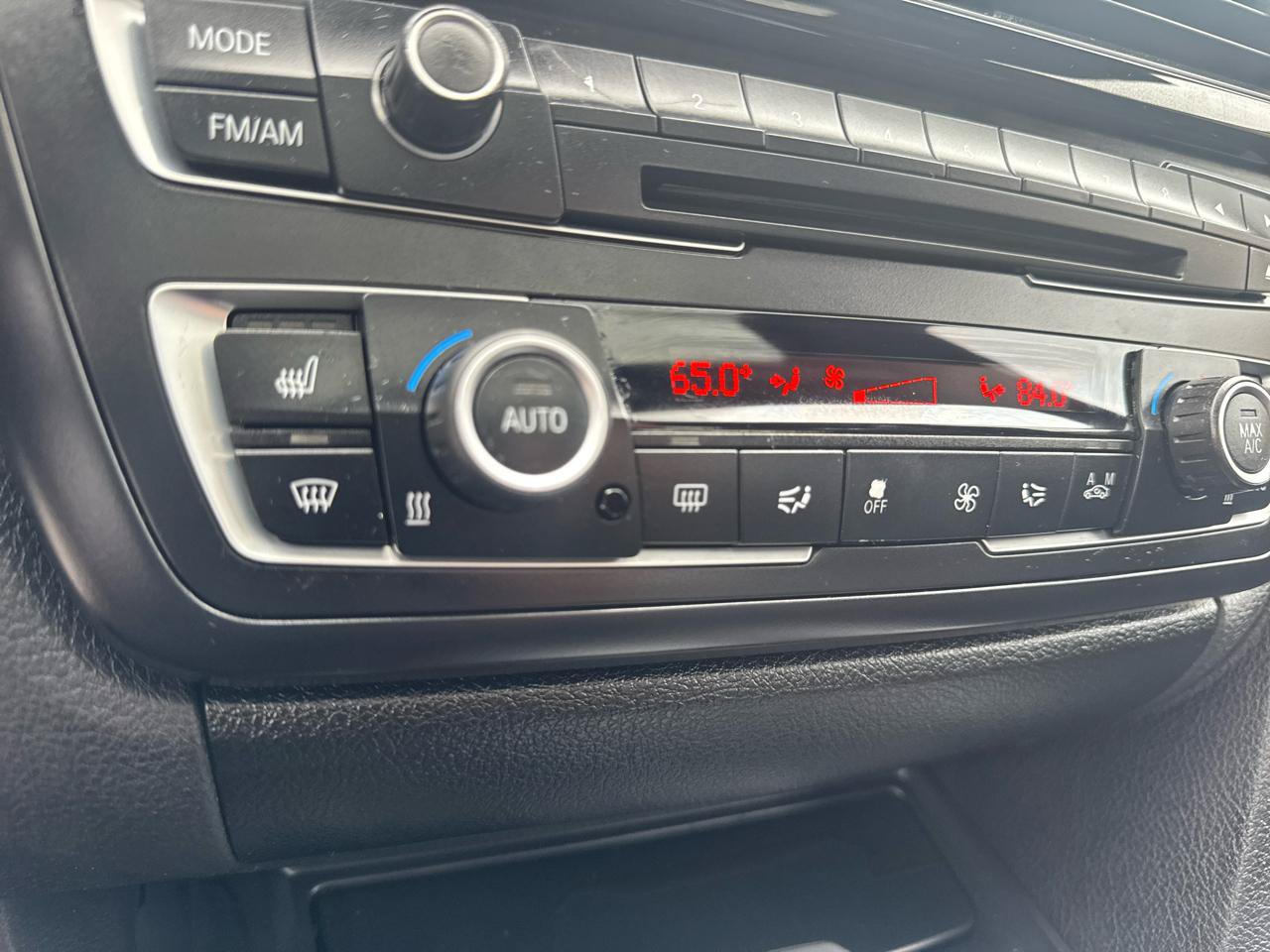 Used 2014 BMW 335i xDrive Sedan AWD/4WD image 40