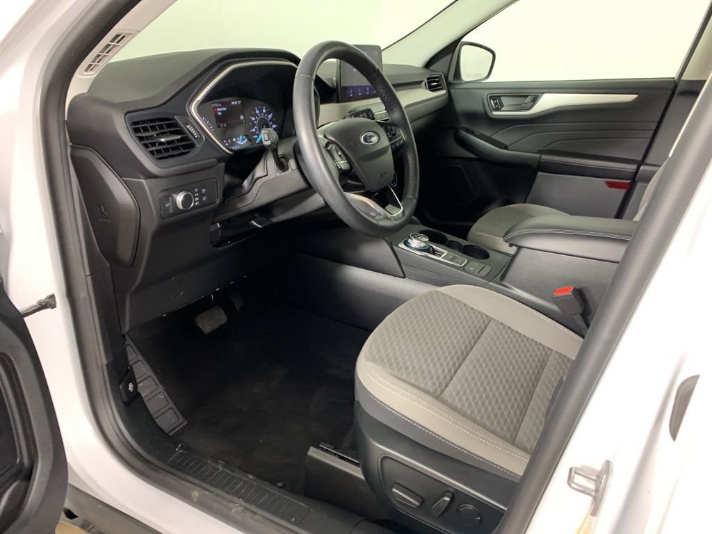 Used 2022 Ford Escape SE w/ Convenience Package image 29