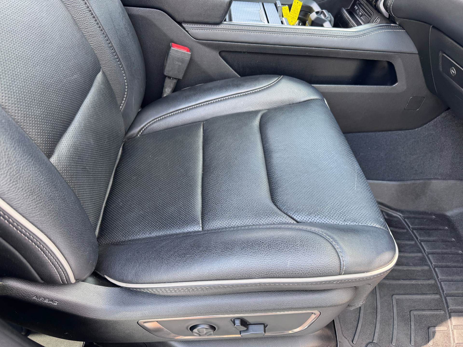 Used 2019 RAM 1500 Limited AWD/4WD image 17