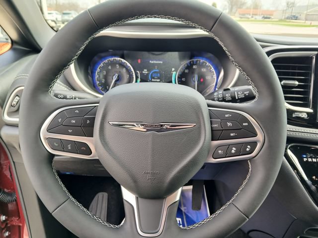 New 2026 Chrysler Pacifica Select AWD/4WD image 29