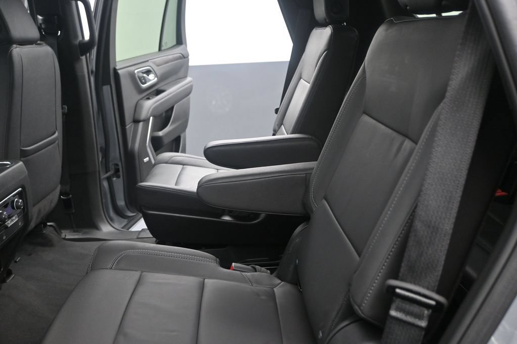 Used 2024 Chevrolet Tahoe LT RWD image 17