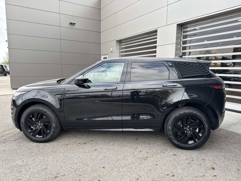 Used 2023 Land Rover Range Rover Evoque R-Dynamic S AWD/4WD image 4