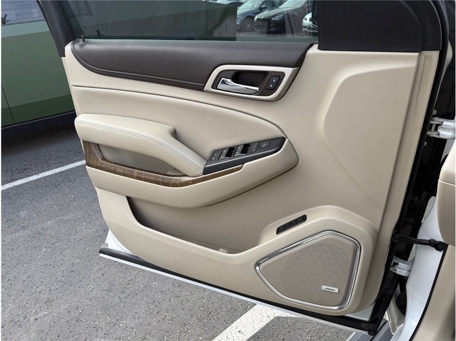Used 2019 GMC Yukon Denali w/ Denali Ultimate Package AWD/4WD image 29