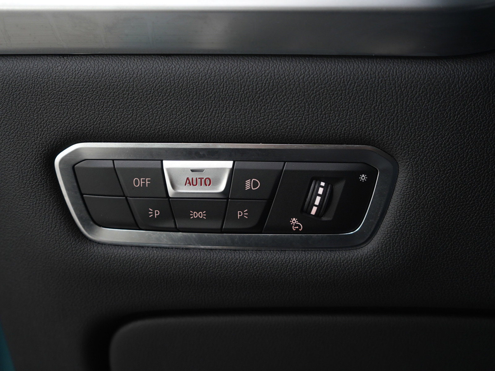 Used 2023 BMW X7 xDrive40i image 27