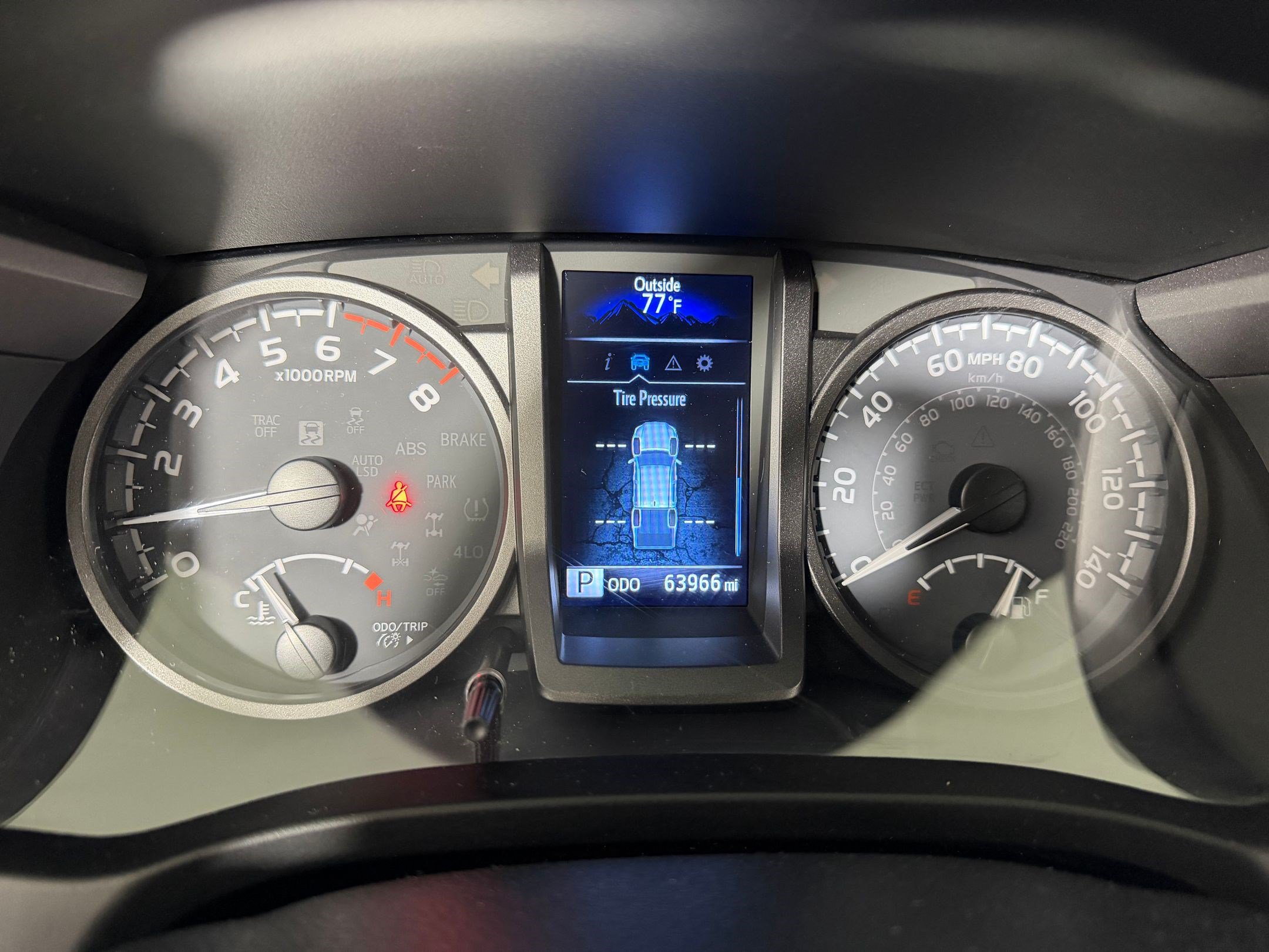 Used 2022 Toyota Tacoma TRD Sport w/ Technology Package AWD/4WD image 16