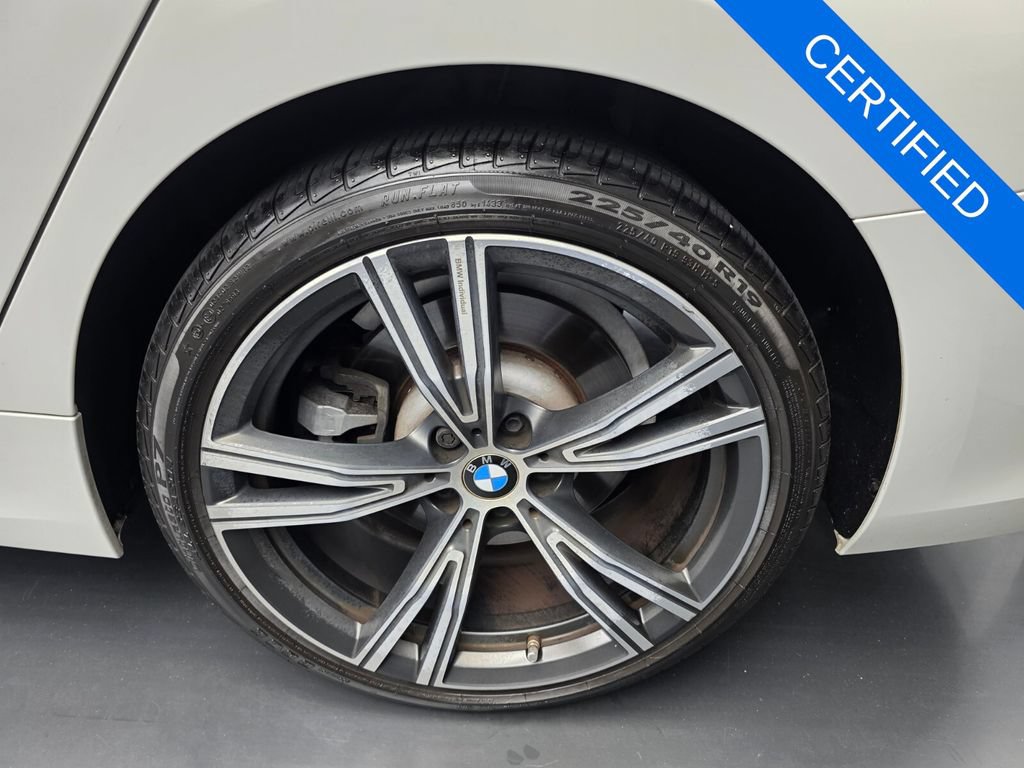 Certified 2023 BMW 330i Sedan w/ Driving Assistance Package RWD image 17
