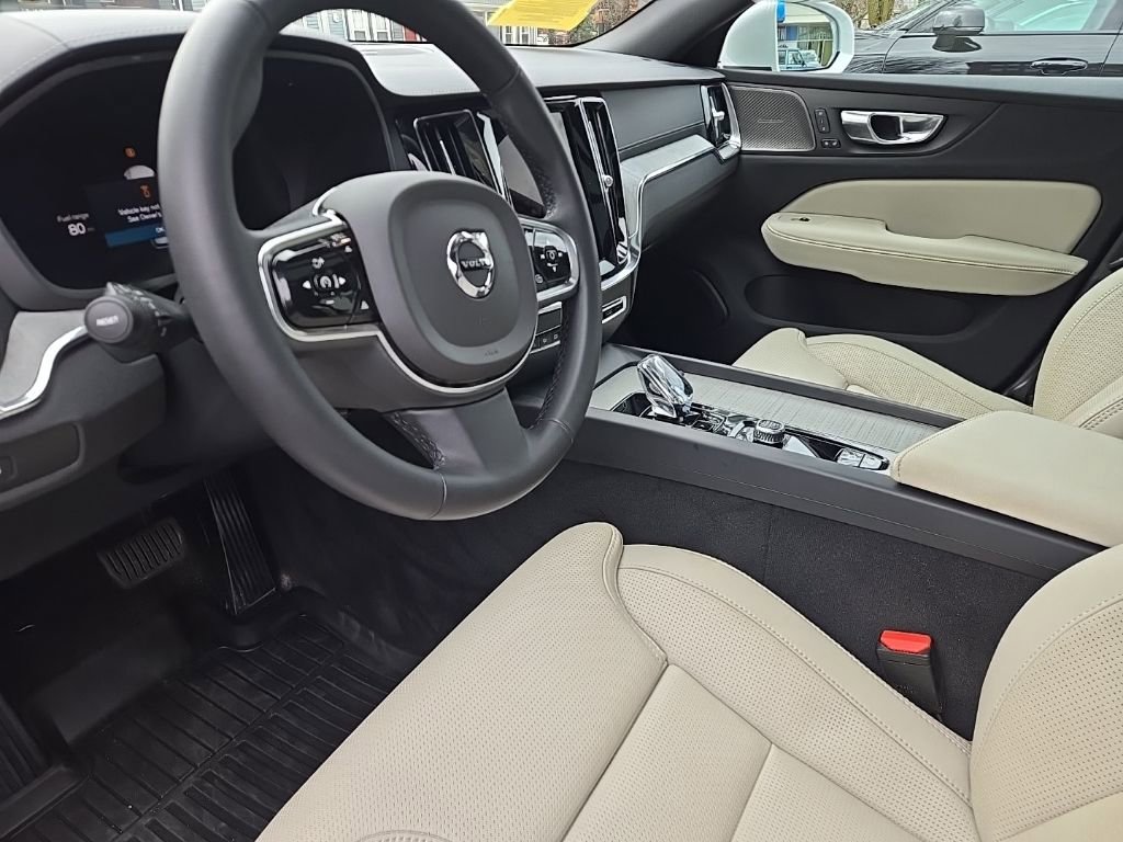 Certified 2024 Volvo V60 B5 Cross Country Ultimate image 15