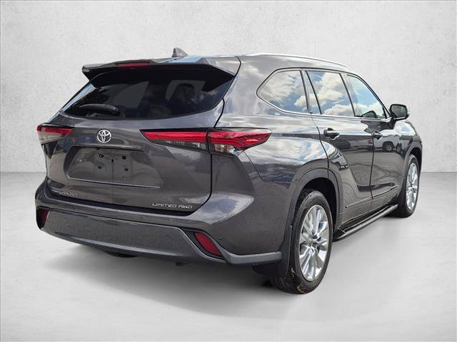 Used 2021 Toyota Highlander Limited AWD/4WD image 5