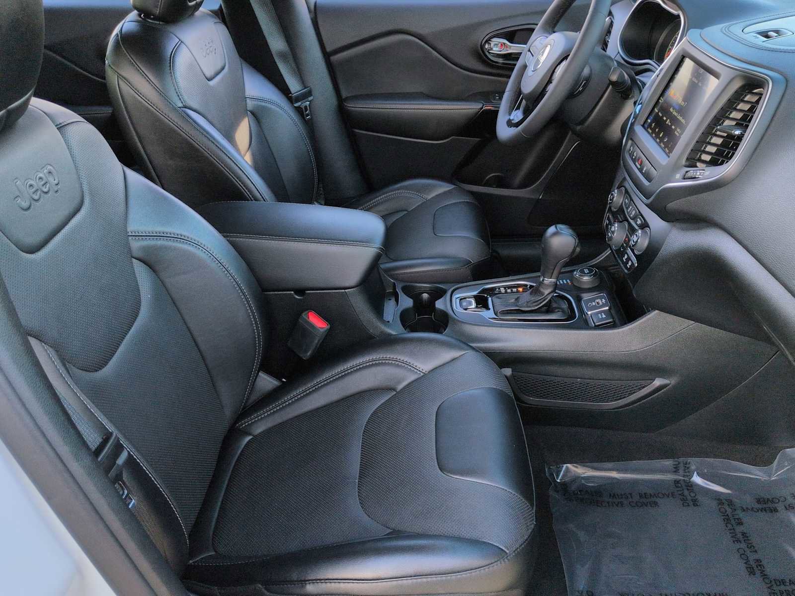 Used 2023 Jeep Cherokee Altitude Lux image 22