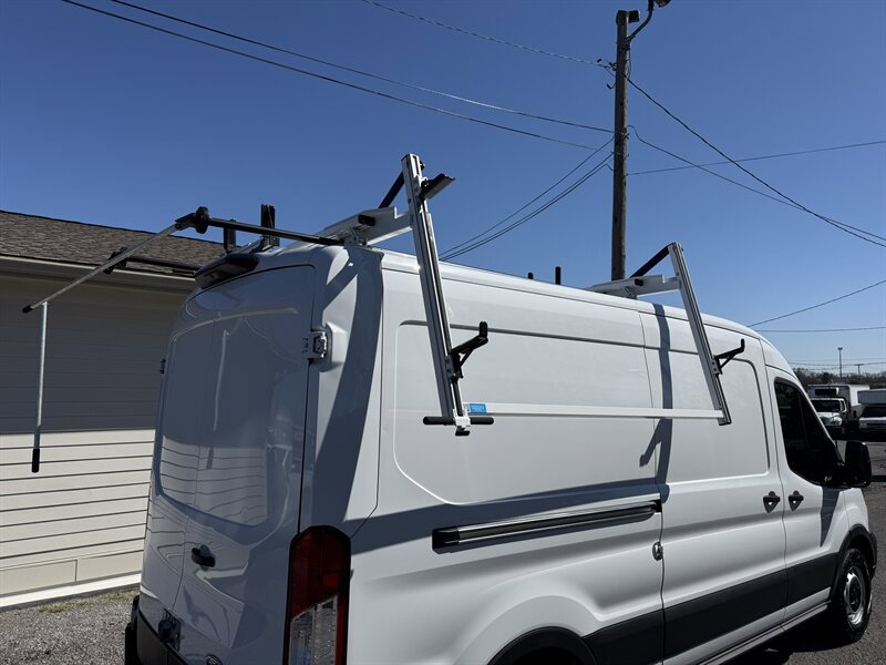 Used 2024 Ford Transit 250 148 Medium Roof RWD image 36