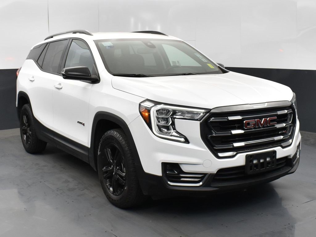 Used 2023 GMC Terrain AT4