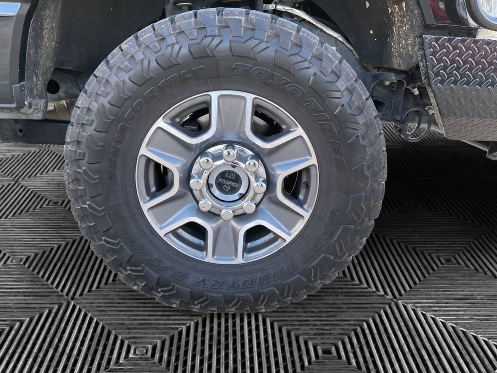 Used 2024 Ford F350 Lariat w/ FX4 Off-Road Package image 17
