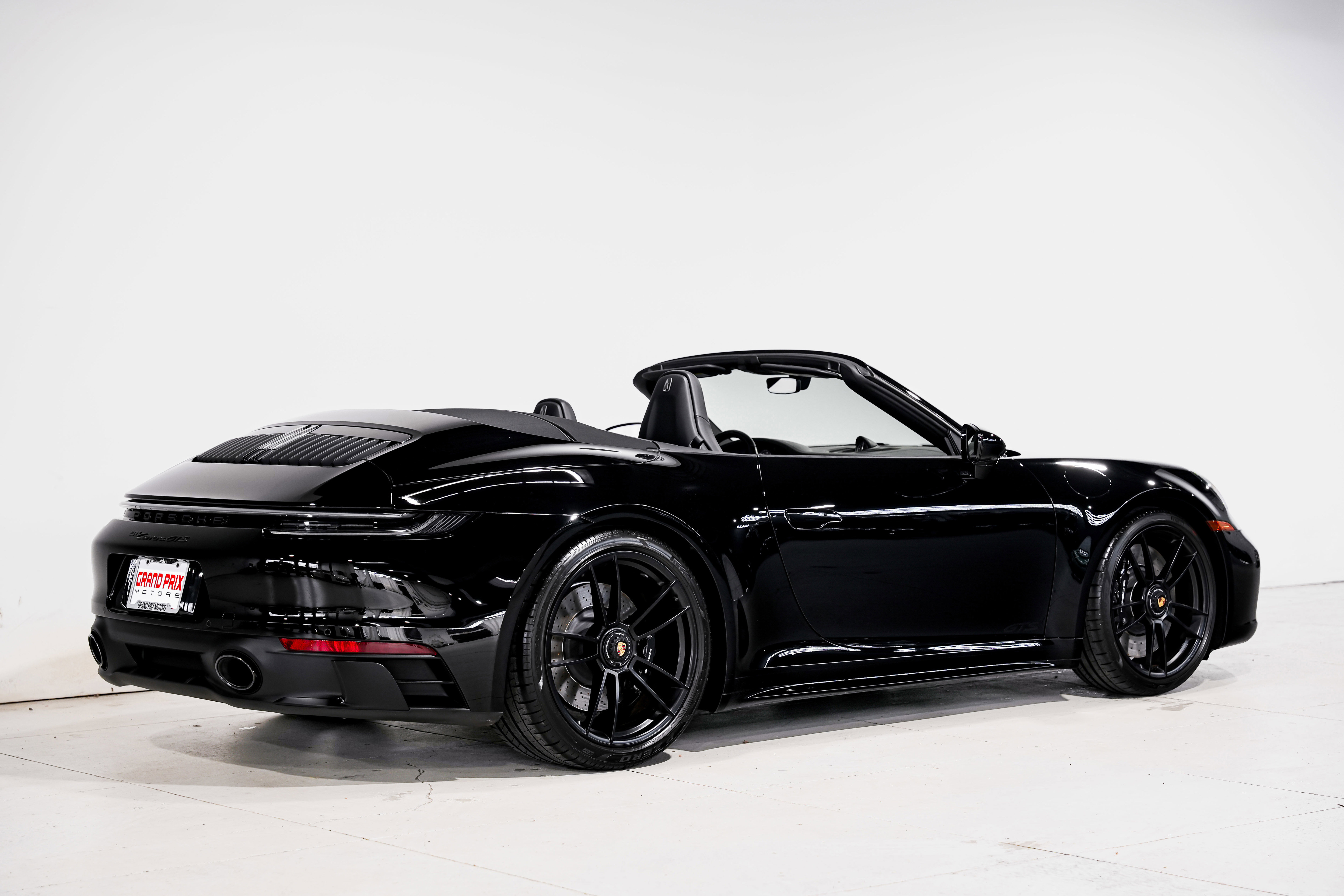 Used 2022 Porsche 911 Carrera GTS image 3