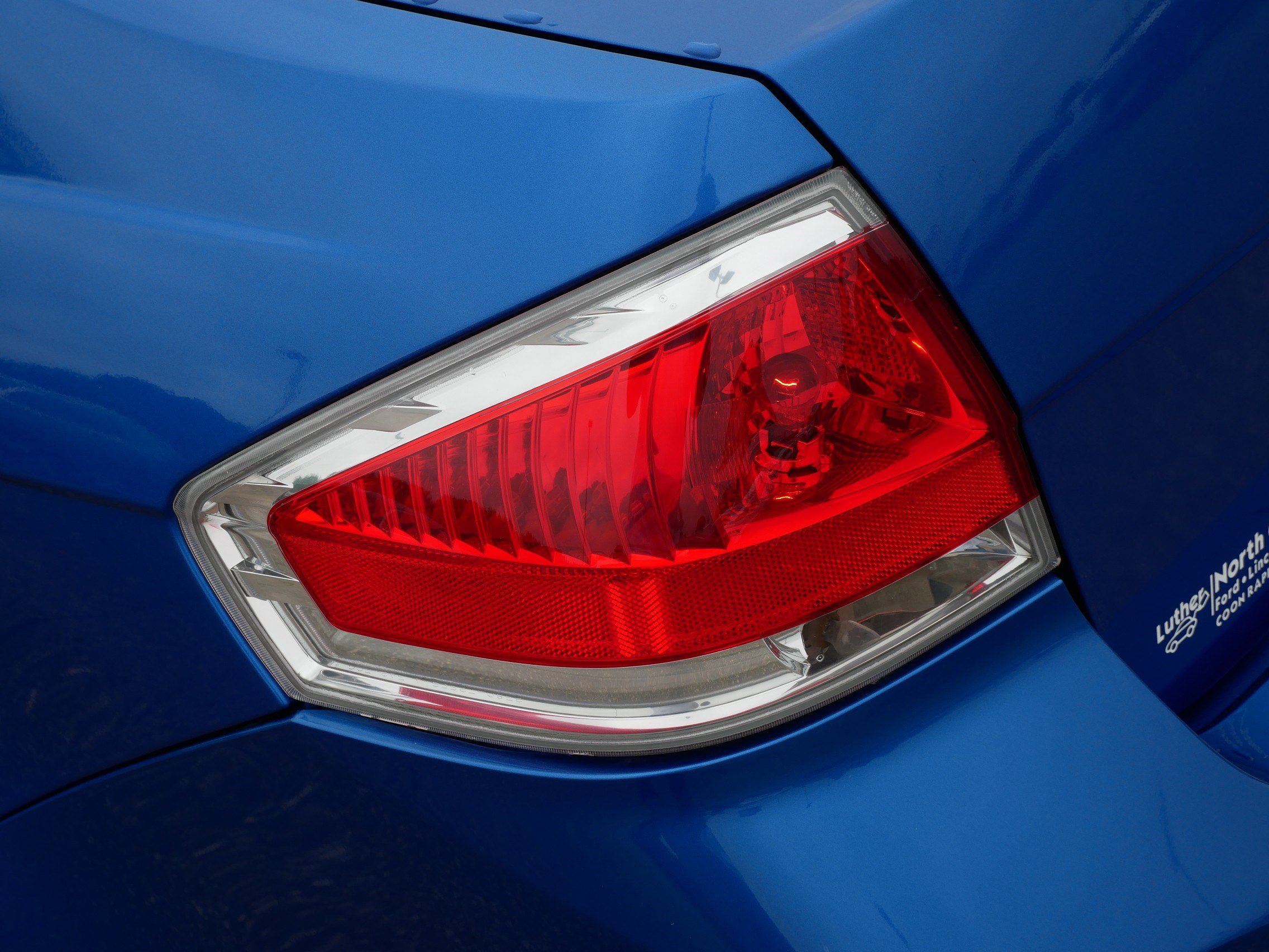 Used 2011 Ford Focus SEL FWD image 17